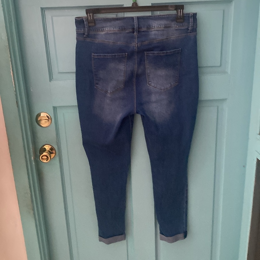 Royalty high/rise ankle denim jeans. Size 14 # 3430 - Picture 5 of 8